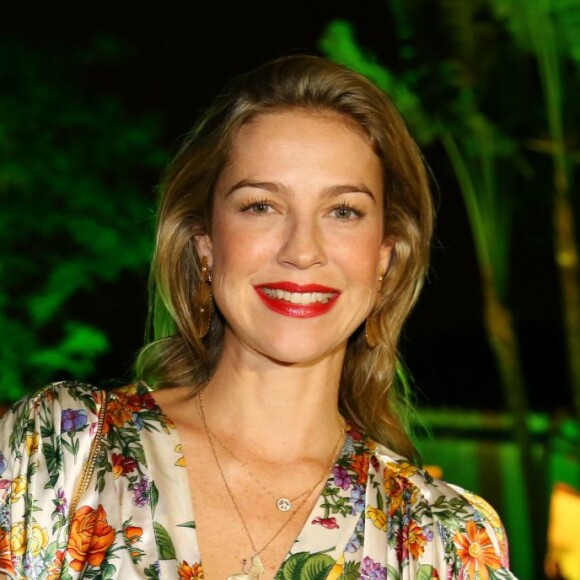 Luana Piovani aprovou o novo visual do filho mais velho, Dom, de 7 anos