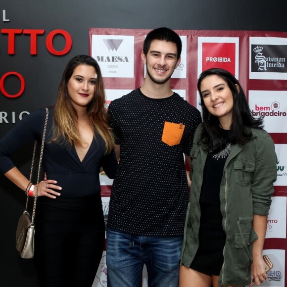 Fátima Bernardes falou sobre distância dos filhos Laura, Vinicius e Beatriz na quarentena