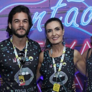 Namorado de Fátima Bernardes, Túlio Gadêlha elogiou foto da jornalista com filhos