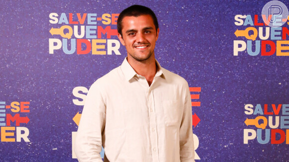 Felipe Simas testa positivo para o coronavírus, em 11 de abril de 2020