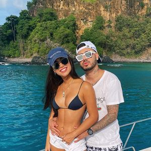 Corpo da namorada de Kevinho, Gabriela Versiani voltou a chamar atenção da web: 'Como fazer para ter o corpo assim nessa quarentena?'