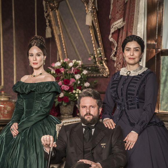 Leticia Sabatella forma com Mariana Ximenes e Selton Mello triângulo amoroso na novela 'Nos Tempos do Imperador'