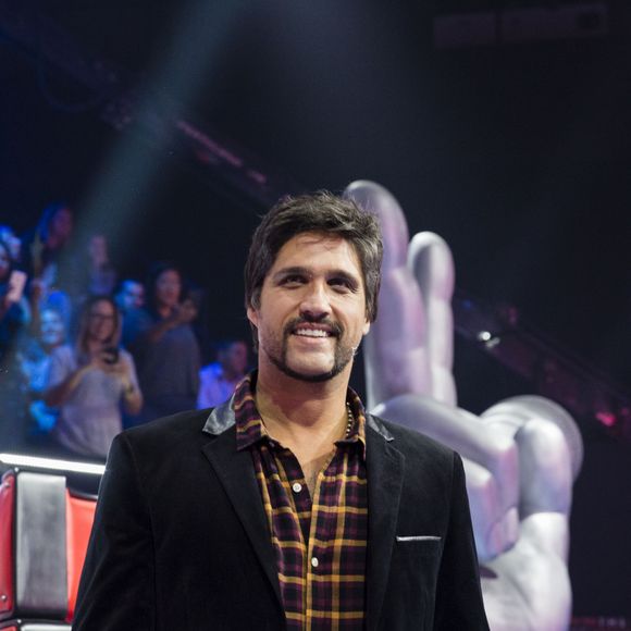 Léo Chaves disse que Rafa Kalimann é uma mulher muito bonita