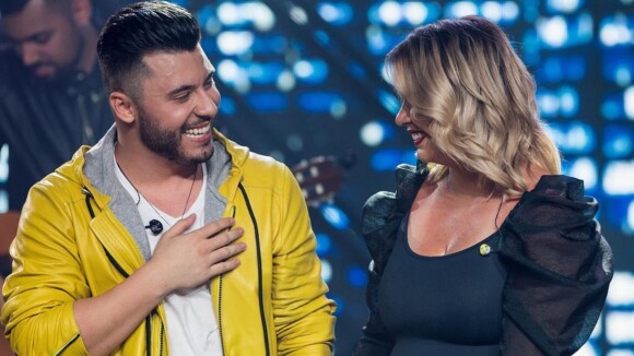 Murilo Huff recebe Marília Mendonça em live show e canta com namorada. Vídeo!