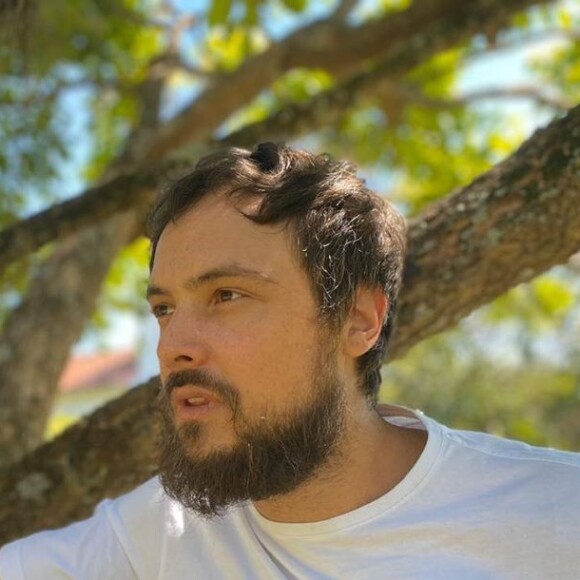 Sergio Guizé adotou barba para a série 'Mal Secreto'