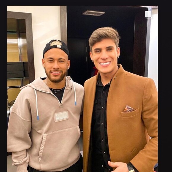 Ex de Nadine Gonçalves, Tiago Ramos conheceu Neymar