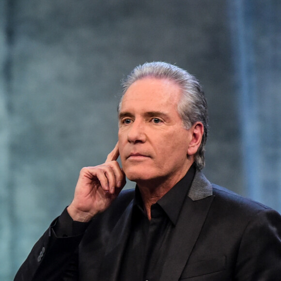 Roberto Justus aguarda posição da Band para retomar trabalhos de 'O Aprendiz'