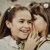 Maisa e Larissa Manoela apareceram em fotos antigas postadas pela atriz no aniversário da amiga