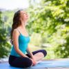 A yoga pode aliviar cólicas menstruais de origem física ou emocional