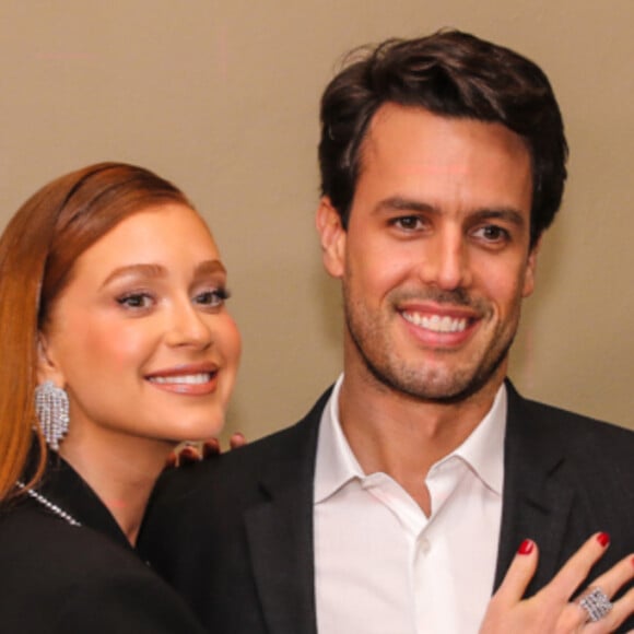 Marina Ruy Barbosa apareceu beijando o marido, Xande Negrão, em vídeo do TikTok