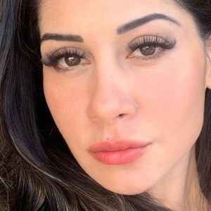 Mayra Cardi passa por procedimento no corpo e mostra formato de silicone após cirurgia