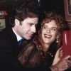 John Travolta e Kelly Preston aparecem em clima de romance e diversão em foto tirada em 1991, no início da relação