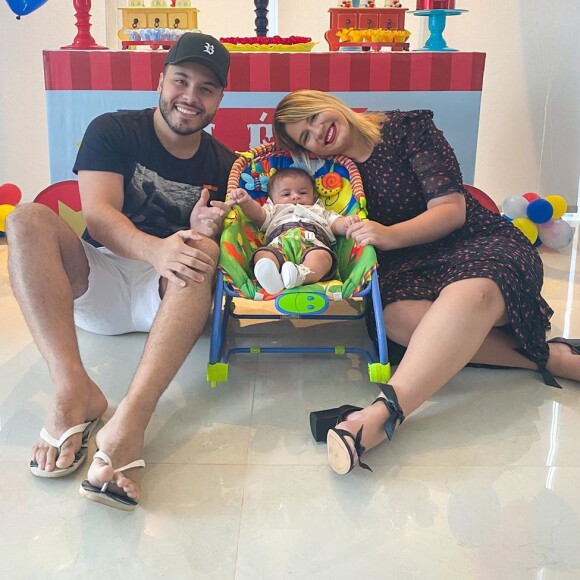 Marília Mendonça elogia o ex Murilo Huff na web