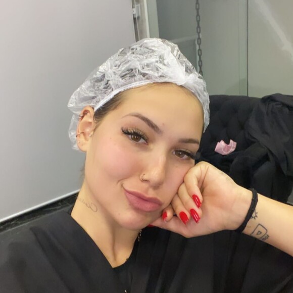 Namorada de Zé Felipe, Virginia Fonseca deixa cabelo mais loiro