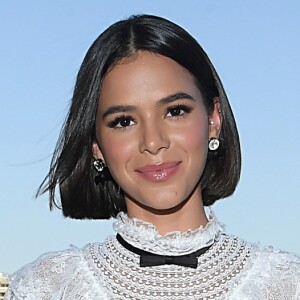 Bruna Marquezine fará viagem com Enzo Celulari e amigos em aniversário de 25 anos