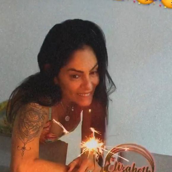 Suzanna Freitas se declara a Elisabeth Mota: 'Enaltecer a beleza da minha avó. Fala sério! Parece que é minha avo?́'