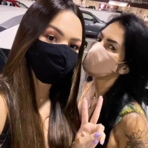 Suzanna Freitas comemora aniversário da avó, Elisabeth Mota