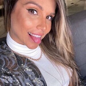 Flávia Viana conta se pretende ter uma babá para ajudar com o filho