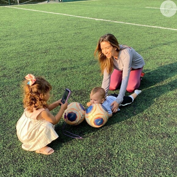 Filha de Patricia Abravanel, Jane é cheia de personalidade