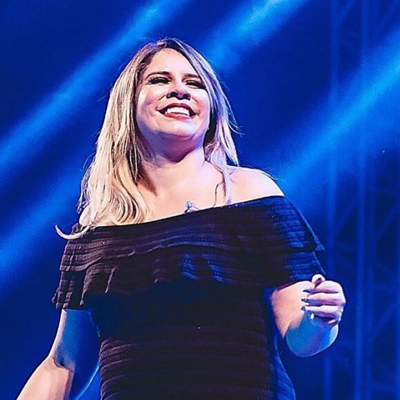 Marília Mendonça realizou live para comemorar 5 anos de carreira neste sábado, 8 de agosto de 2020