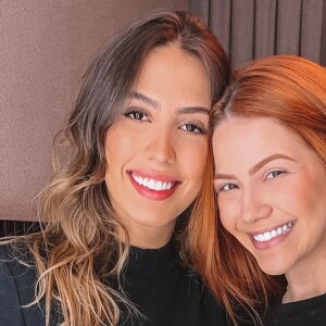 Gabi Brandt terá filhos com idades próximas assim como Sarah Poncio