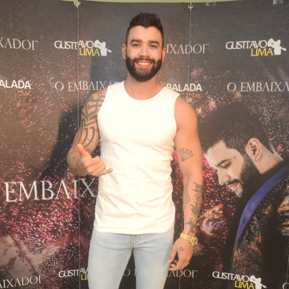 Gusttavo Lima se divertiu ao saber dos vídeos virais em que crianças tinham medo dele