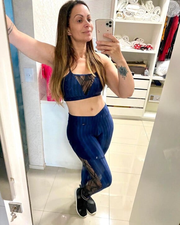 Solange Almeida esbanja autoestima após emagrecer mais de 50 kg
