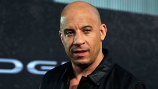 Vin Diesel 'surge' com cabelo na web e web compara: 'A cara do Leandro Hassum'