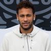 Neymar vai construir boate em casa