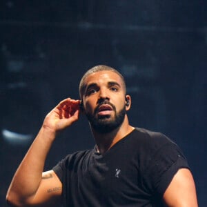 Drake é um rapper canadense de 33 anos