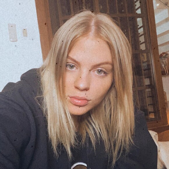 Luísa Sonza comemora relacionamento com Vitão: 'Estou muito feliz com meu namoro'