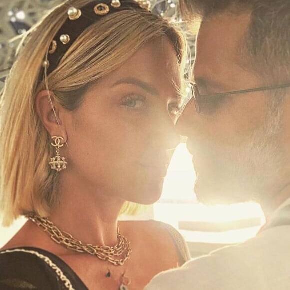 Giovanna Ewbank e Bruno Gagliasso surgem em fotos inéditas