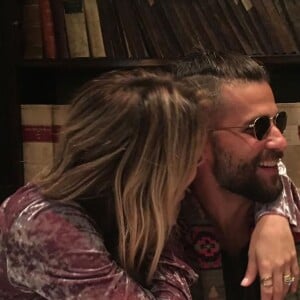 Bruno Gagliasso destaca força de Giovanna Ewbank em fotos