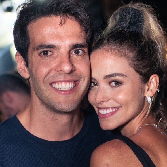 Filha de Kaká e Carol Dias tem closet em tons pastéis