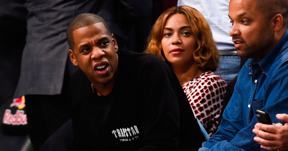 Beyoncé muda de visual novamente e aparece com corte ...