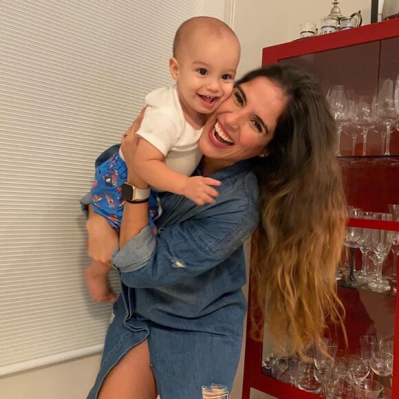 Camilla Camargo já é mãe de Joaquim, de 1 ano