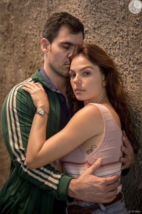 Na novela 'Amor de Mãe', Betina (Isis Valverde) e Magno (Juliano Cazarré) vão contrair o novo coronavírus