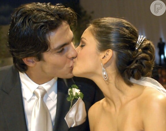 Kaká e Carol Celico fizeram uma cerimônia evangélica para o casamento