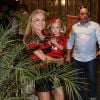 Eva, filha de Luciano Huck e Angélica, roubou a cena ao aparecer com roupa do Flamengo