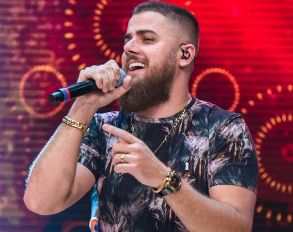 Corpo magro de Z&eacute; Neto surpreende f&atilde;s em foto. Antes e depois! - Purepeople