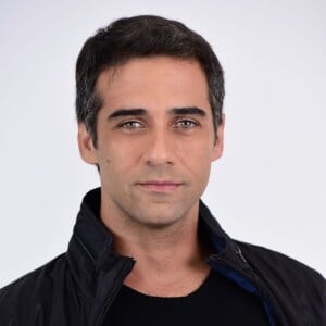 Na novela 'Amor Sem Igual', o assassinato de Beto (Pedro Nercessian) vai surpreender Miguel (Rafael Sardão)