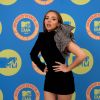 Jade Thirlwall usa vestido com detalhe com ponta da  Saint Laurent no EMA MTV 2020!