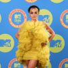 Rita Ora investe em vestido de tule com babado da Giambattista Valli no EMA MTV 2020!