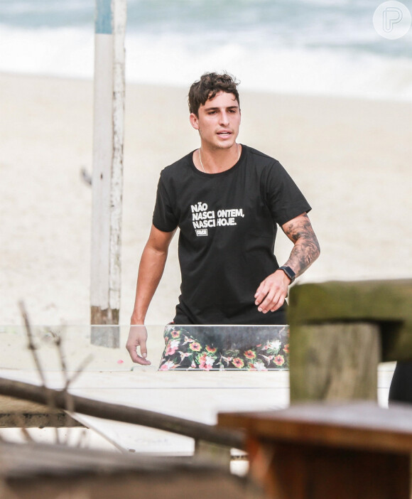 Felipe Prior aparece apanhando em vídeo de briga me São Paulo