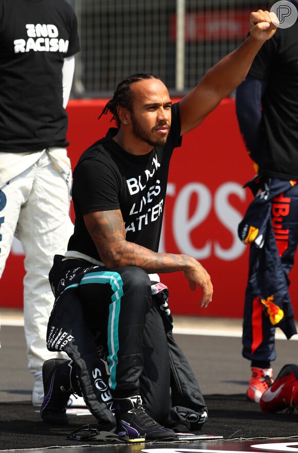O antirracismo é uma causa defendida pelo piloto Lewis Hamilton