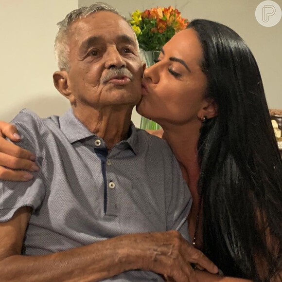 Pai de Zezé Di Camargo ganha homenagem de Graciele Lacerda após morte