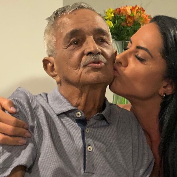 Pai de Zezé Di Camargo ganha homenagem de Graciele Lacerda após morte