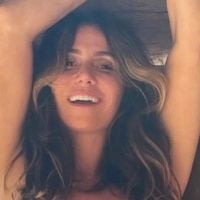 Giovanna Antonelli exibe barriga sarada em biquíni e web exalta: 'Que corpo'