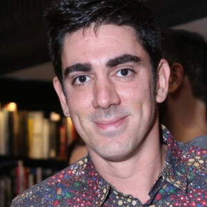 Marcelo Adnet alerta sobre fraude usando seu nome e citando filha recém-nascida, Alice