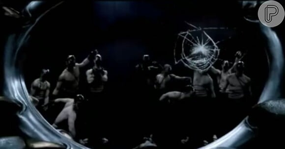 O vídeo de promoção do perfume de Lady Gaga se chama 'Fame: The Massacre'